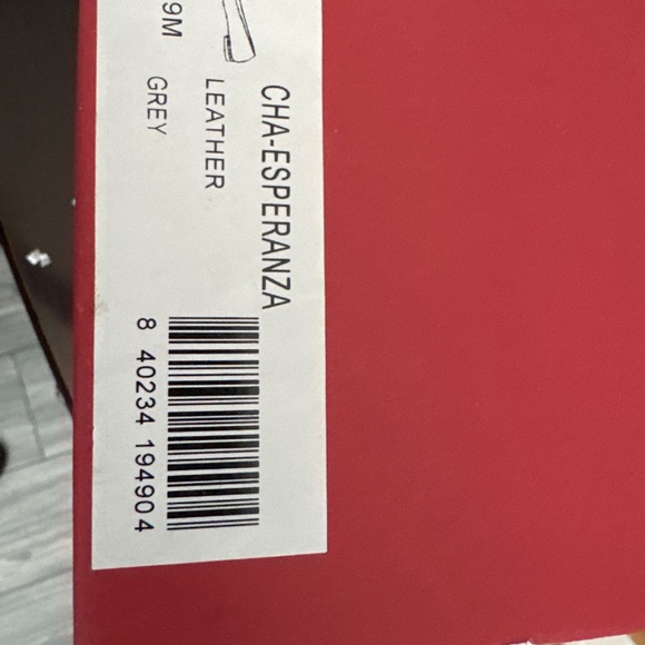 Charly Amar Leather Flat (gently worn) - Picture 7 of 9